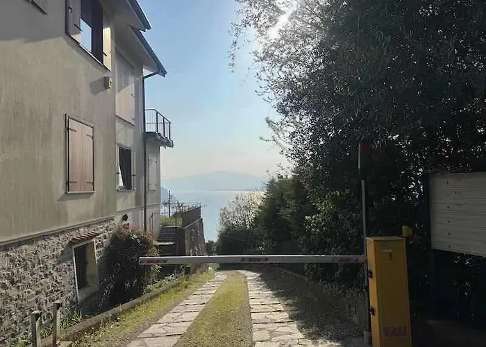 Apartament Sopra Il 113 *